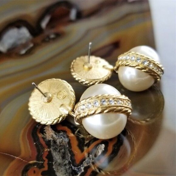 SWAROVSKI Crystal Pearl Earrings Swan Logo - Picture 6 of 7